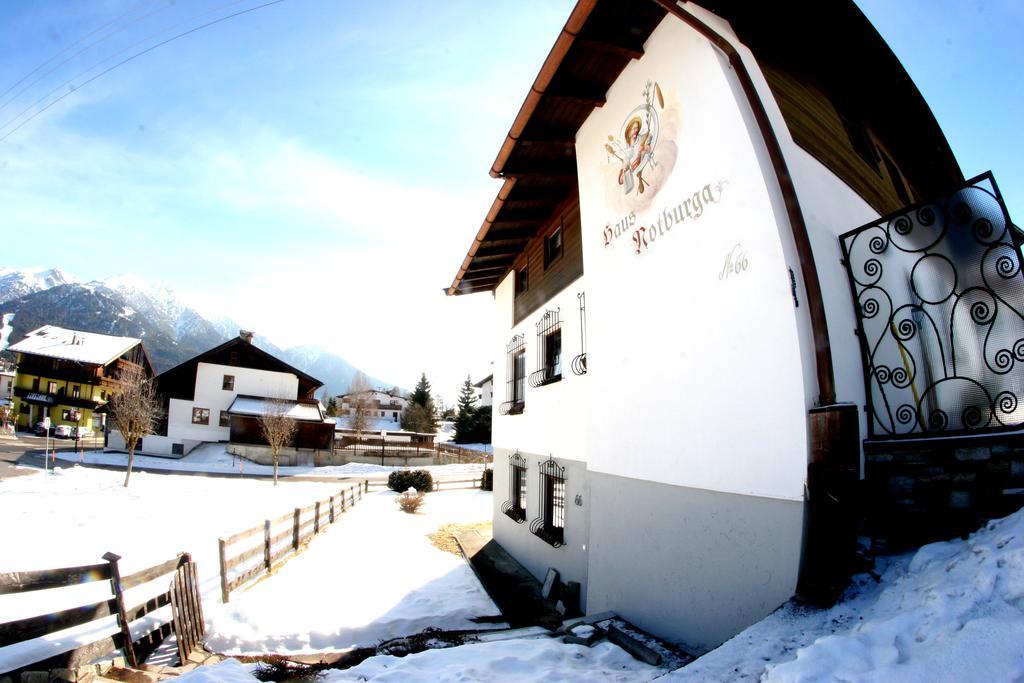 Family Friendly Chalet - Central With Beautiful Mountain Views Seefeld in Tirol Buitenkant foto